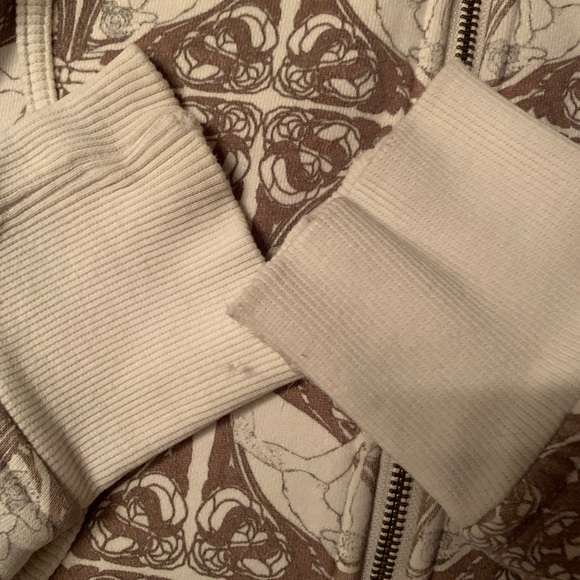 Lulu scuba hoodie!! Size 8 - Picture 4 of 6